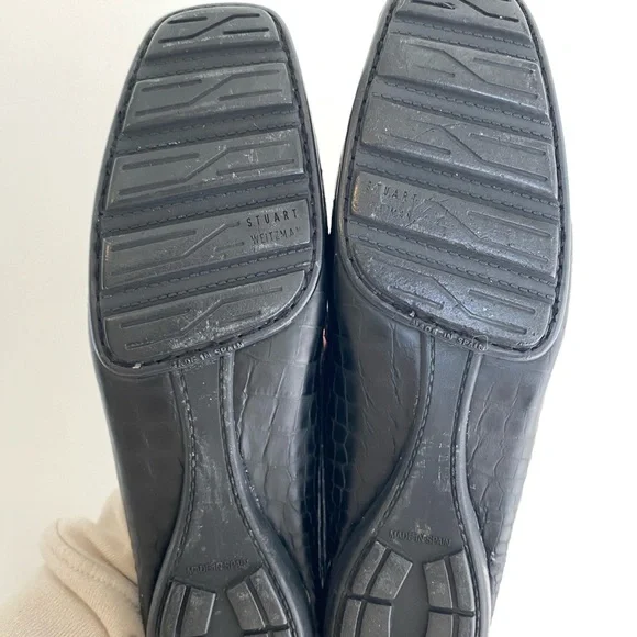 Stuart Weitzman Black flats Mules